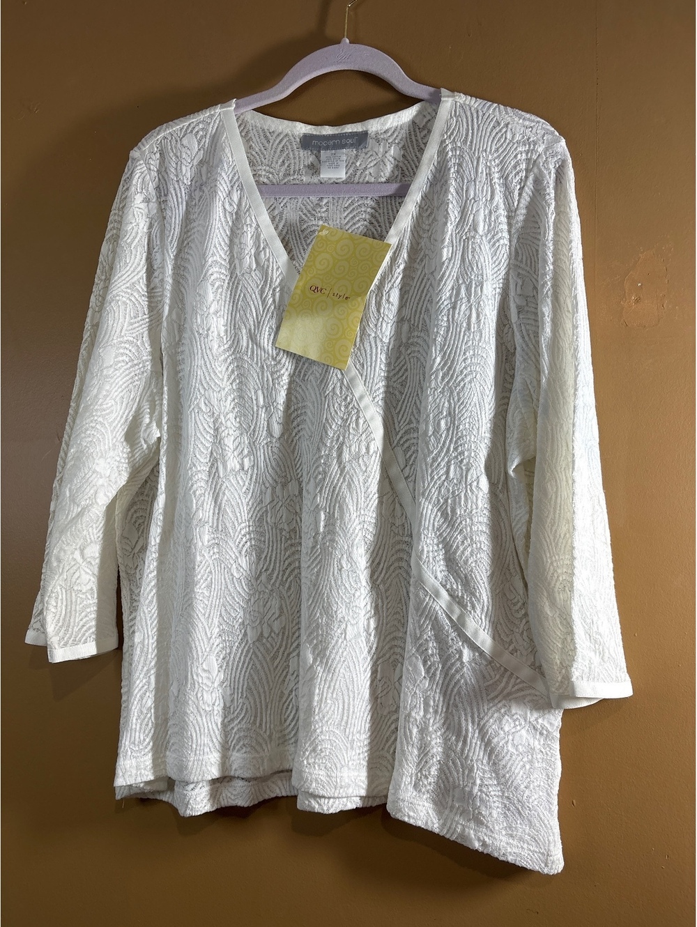 HC1279 2X Modern Soul White 3/4 Sleeve Textured Top Size 2X